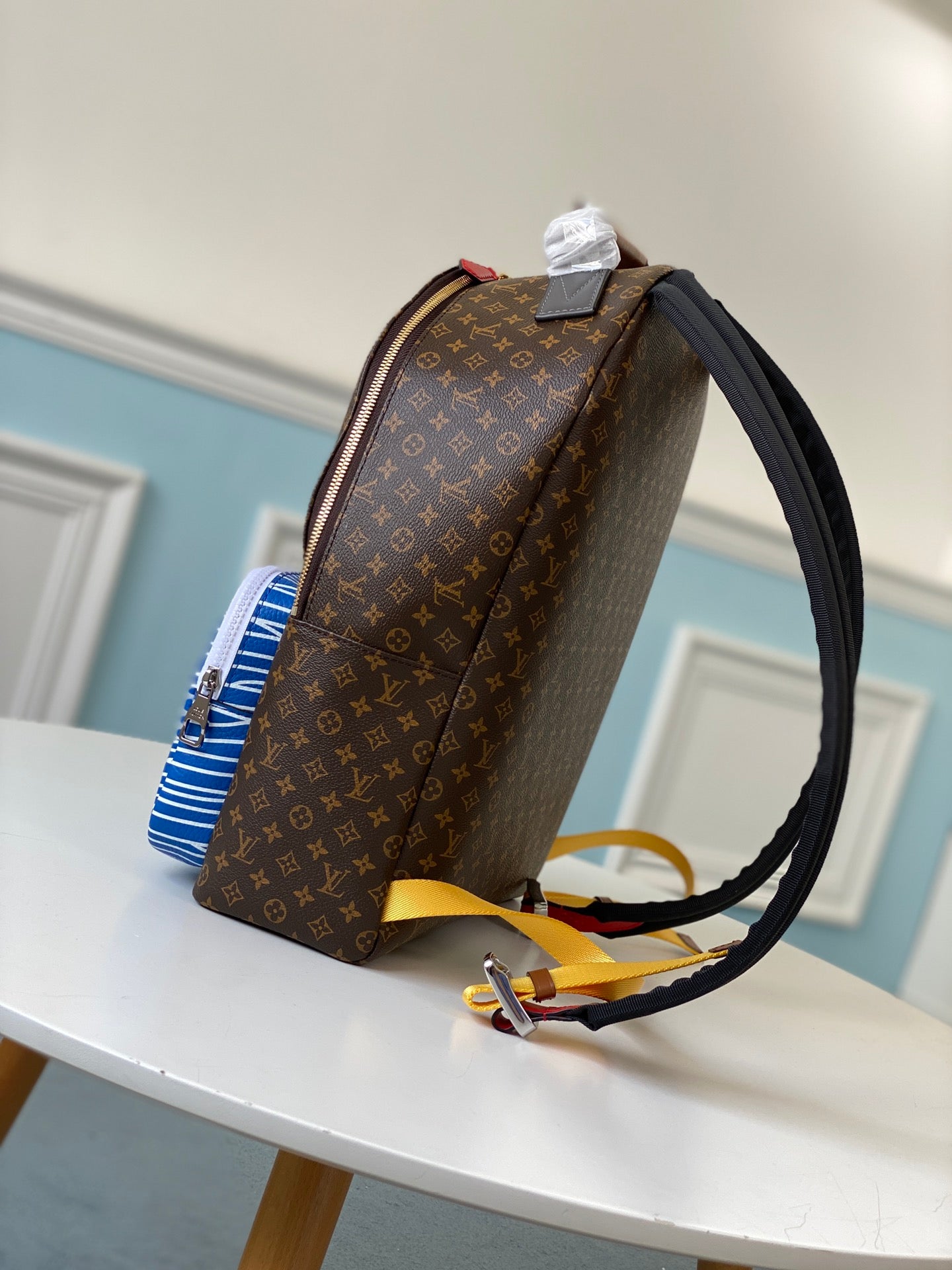 M56851 路L家-2020 秋冬系列 Multipocket 雙肩包