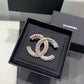 Chanel 胸針