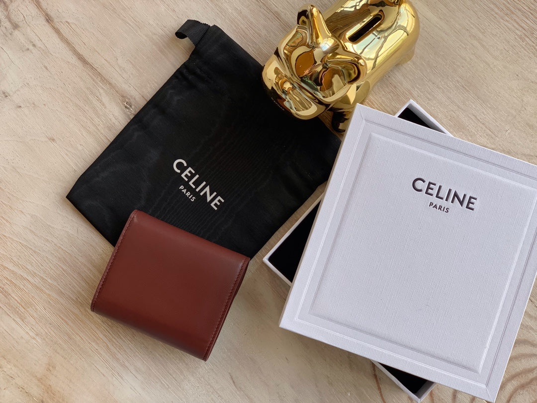 Celine TRIOMPHE 小號亮澤羊皮翻蓋錢包-酒紅