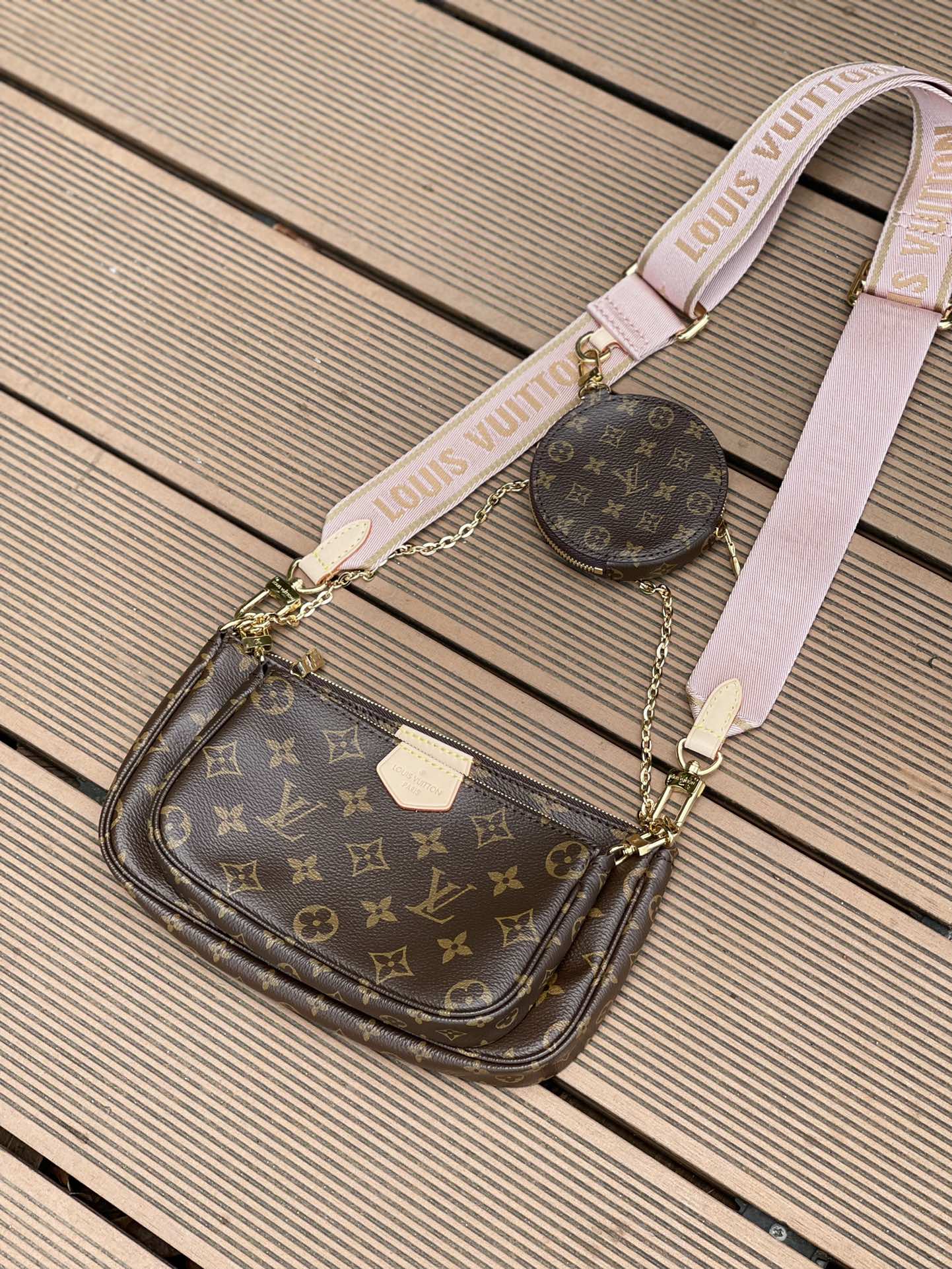 M44840 路L家-Multi Pochette Accessories 五合一麻將包 粉色