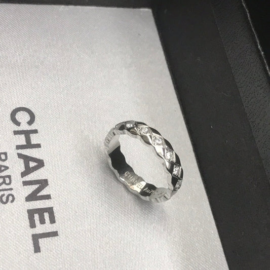 Chanel 戒指