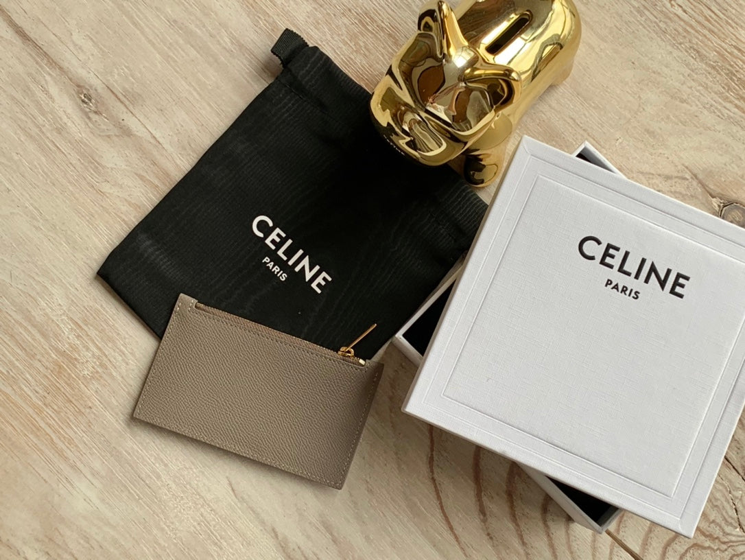 Celine 粒面小牛皮拉鍊卡包-卵石灰
