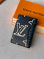 LV M69737 口袋短夾