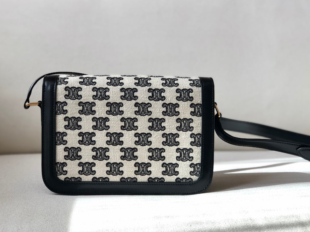 Celine 中號TRIOMPHE刺繡織物和牛皮革手袋-黑色