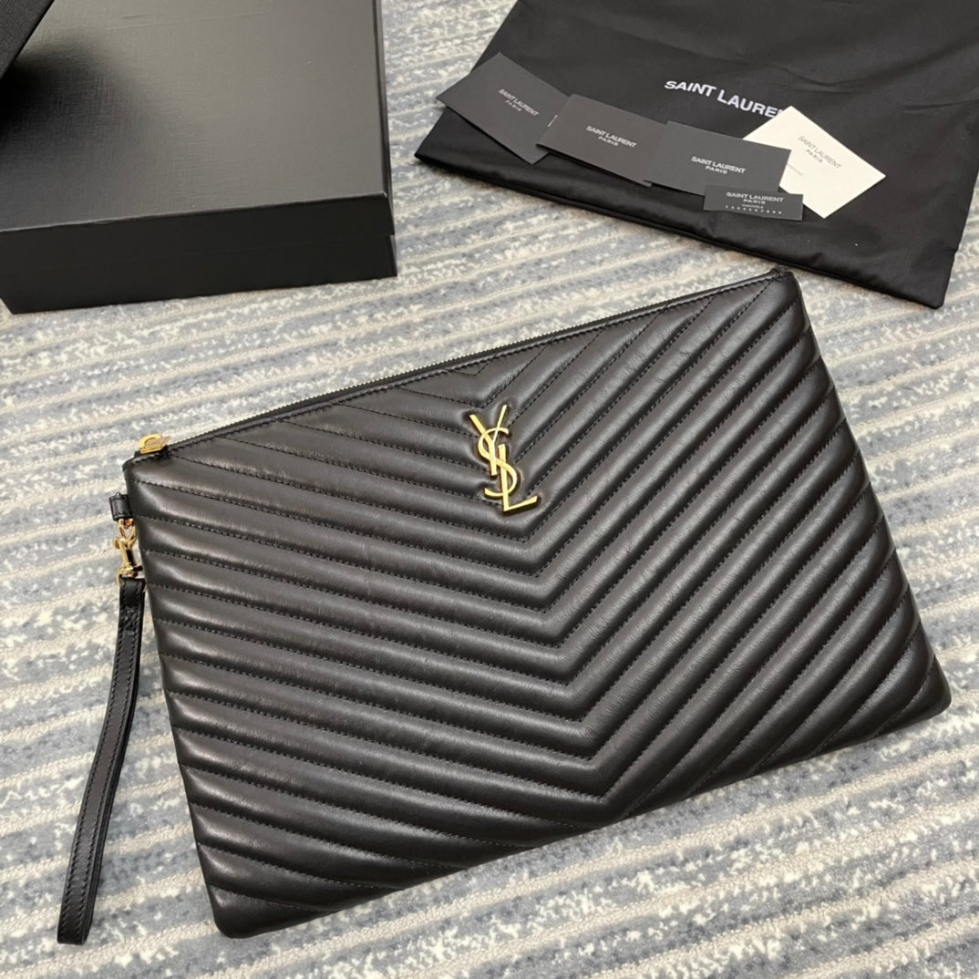 YSL MONOGRAM 大號手拿包-黑色小牛皮金扣-36cm
