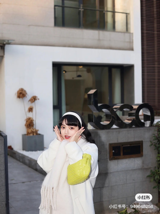 B編織-Mini Jodie 迷你牛角包 上身圖