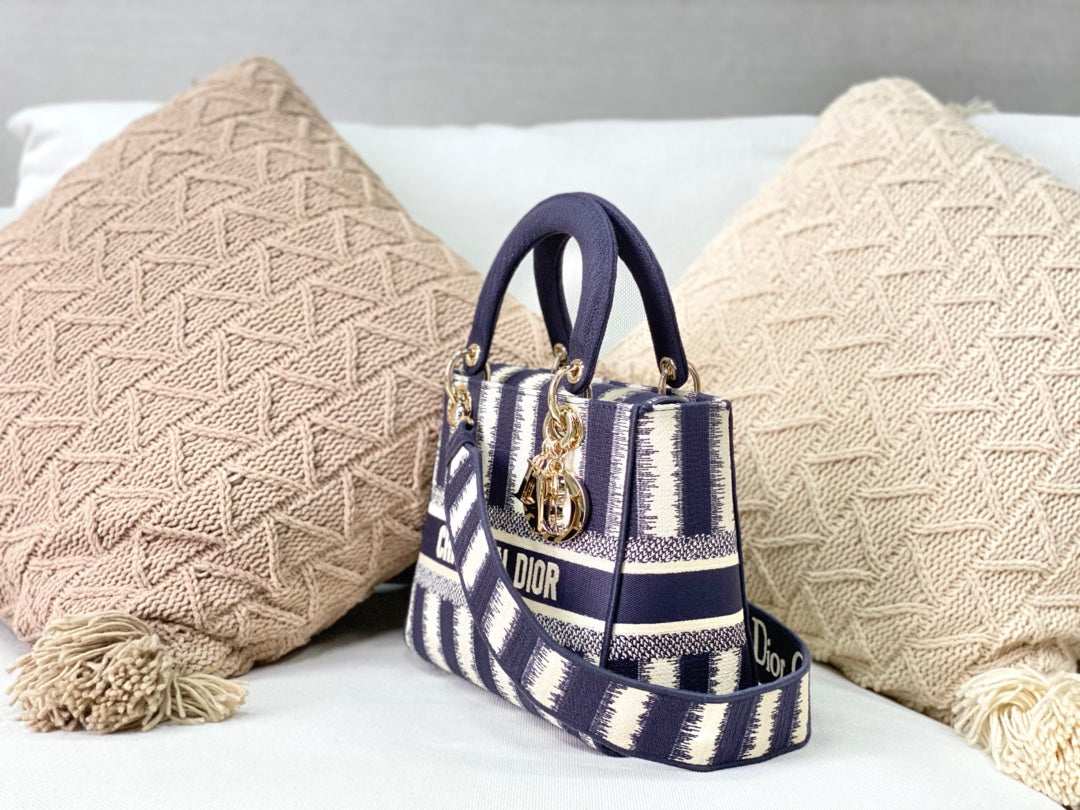 Dior Lady D-Lite黛妃包-帆布刺繡-藍條紋