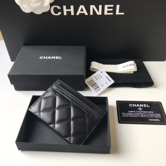 Chanel 大Logo卡包