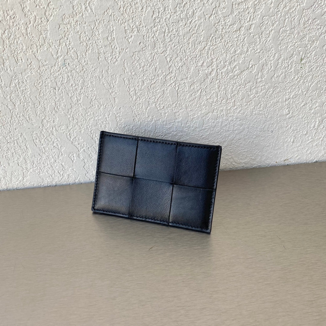 B編織-小格子 卡包 小羊皮 11.5x7.5cm 亮皮黑