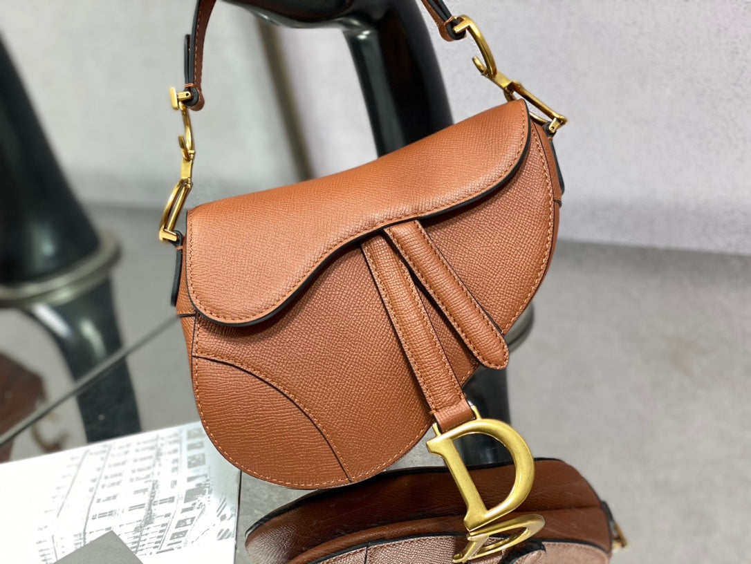 Dior Saddle 馬鞍包-手掌紋-小號焦糖棕色-19.5cm