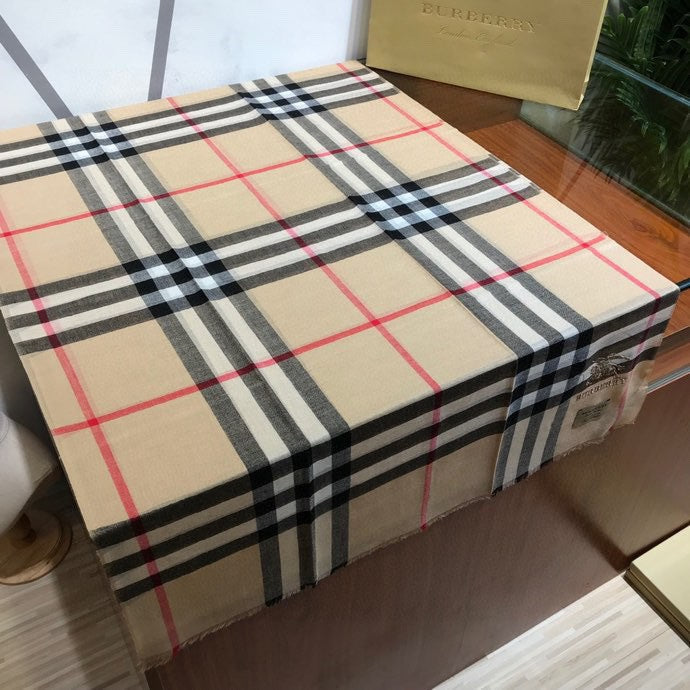 巴B家-經典版戰馬繡標圍巾 90*210cm 100%羊絨 杏色