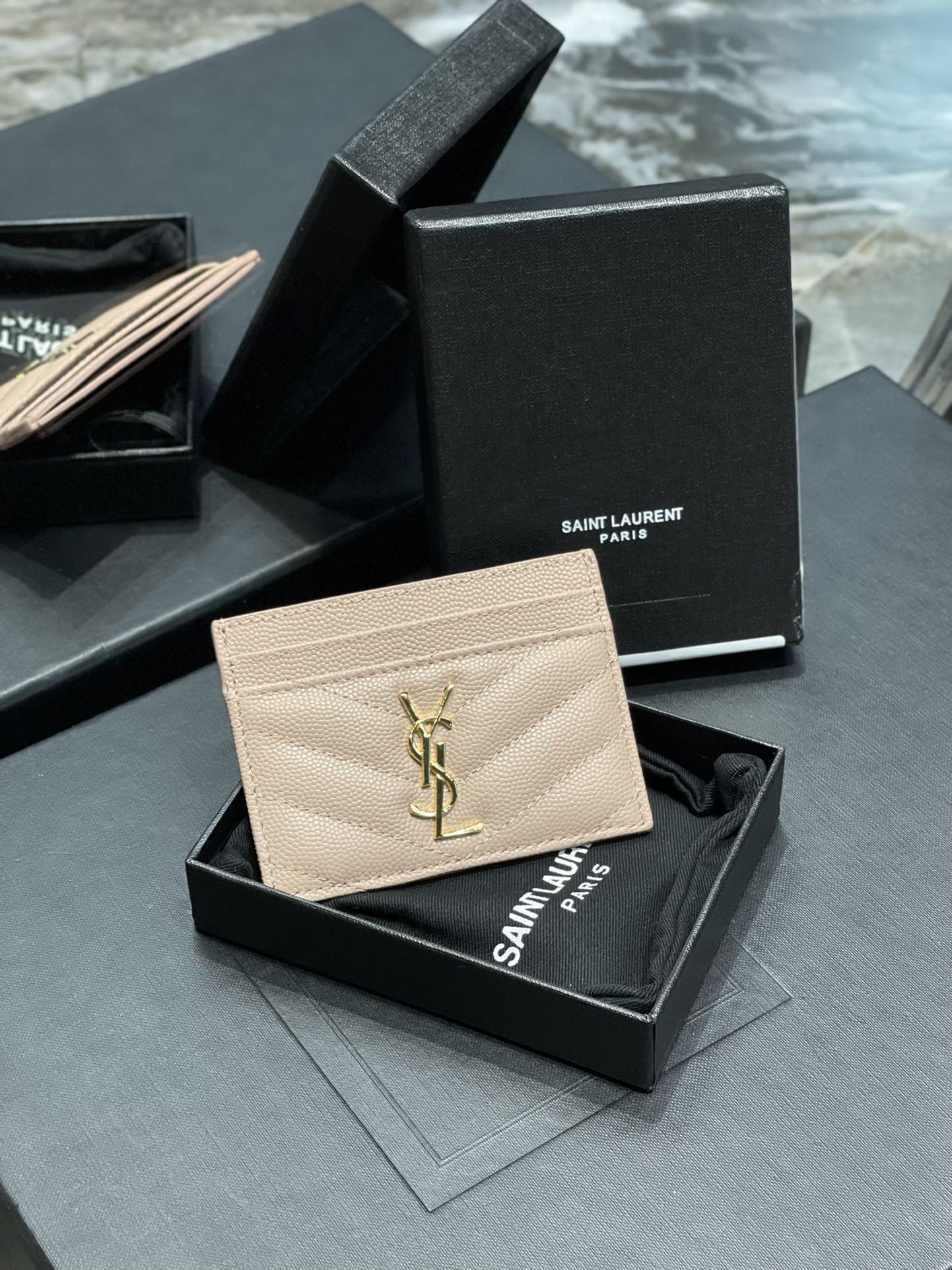 YSL卡包_粉色金扣