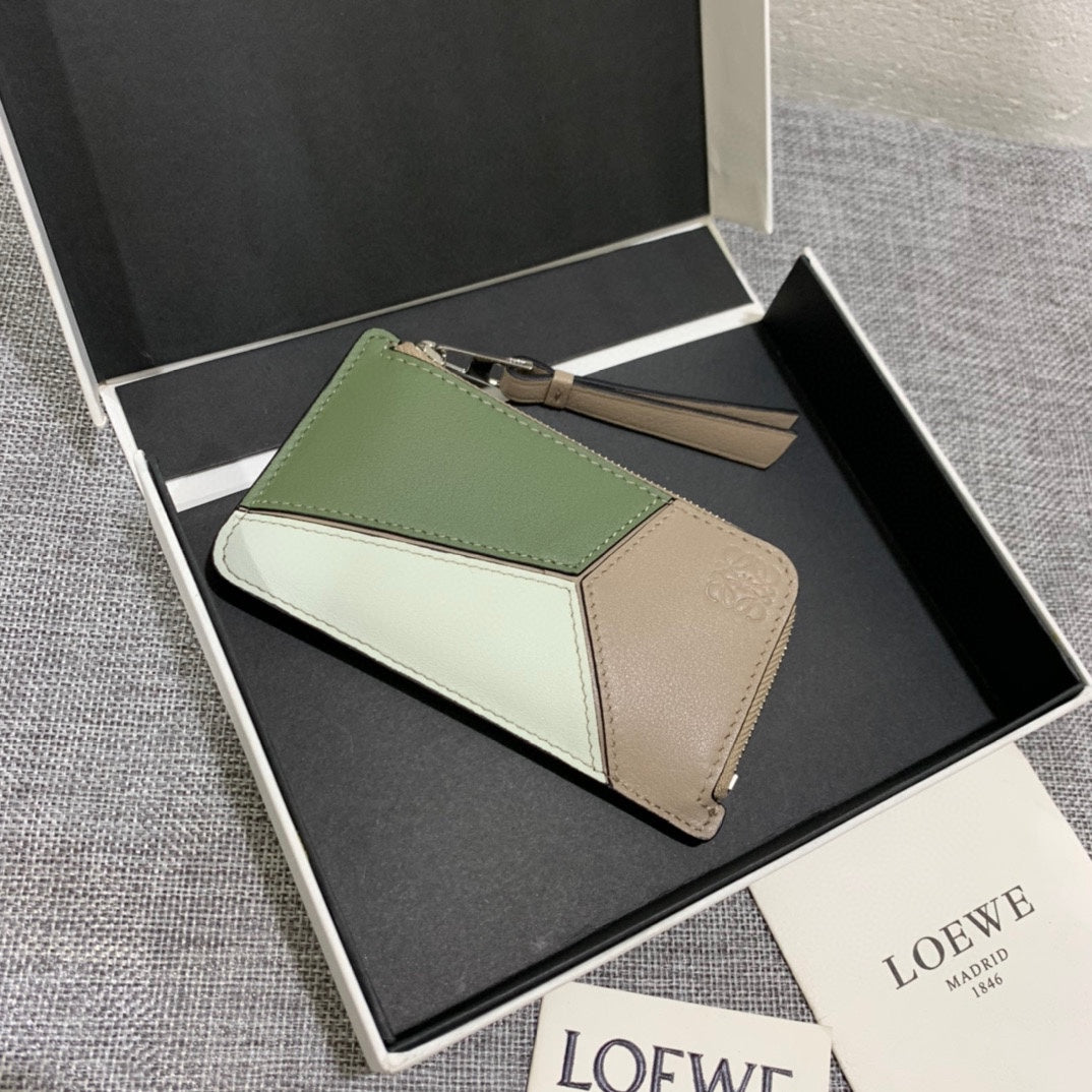 Loewe 拼接拉鍊卡包