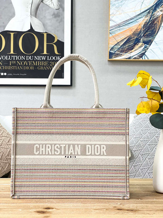 Dior Book Tote-小號36.5cm-金線刺繡