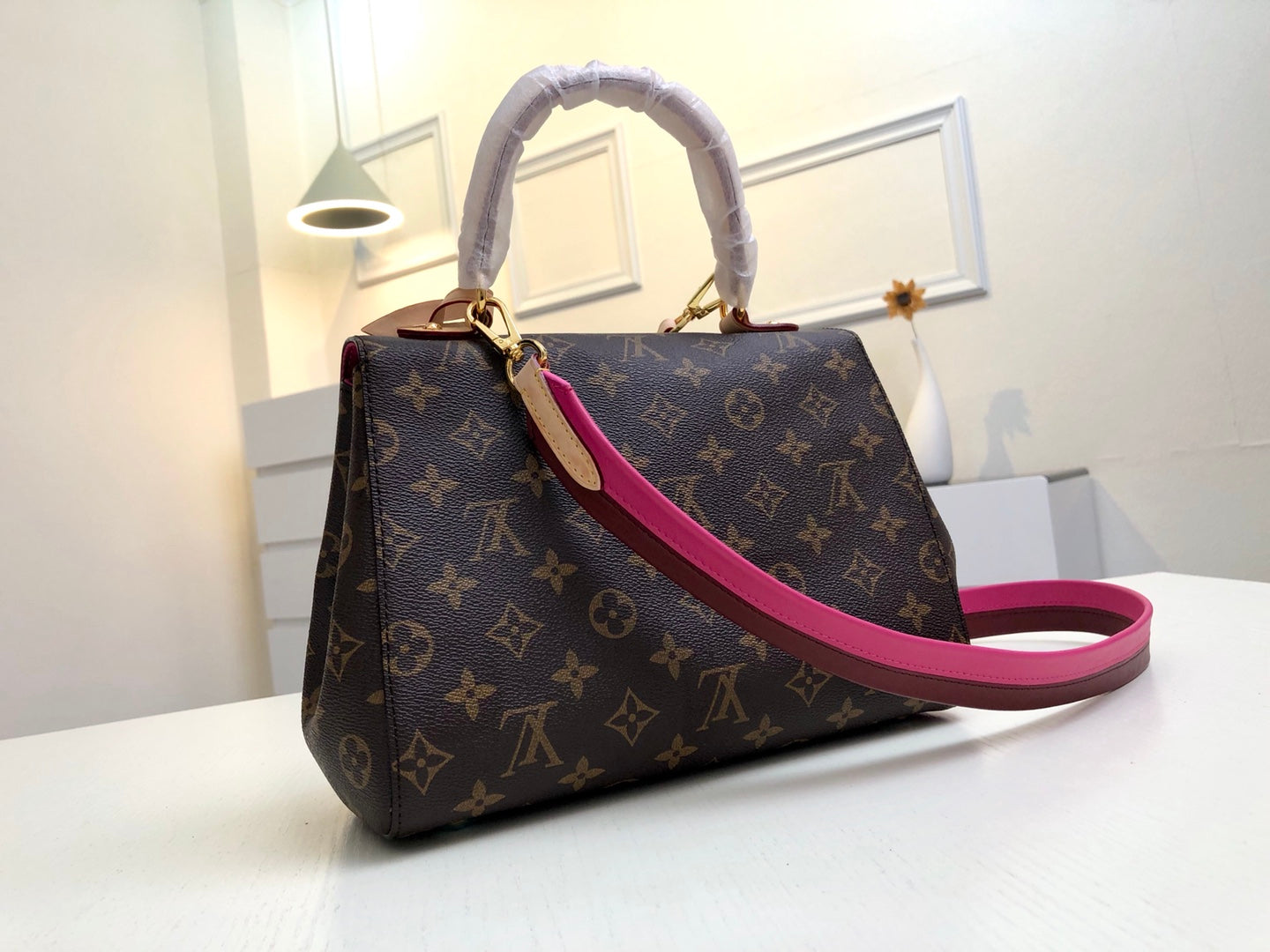 M42738 路L家-Monogram 秋冬新款 Cluny手袋 玫紅色