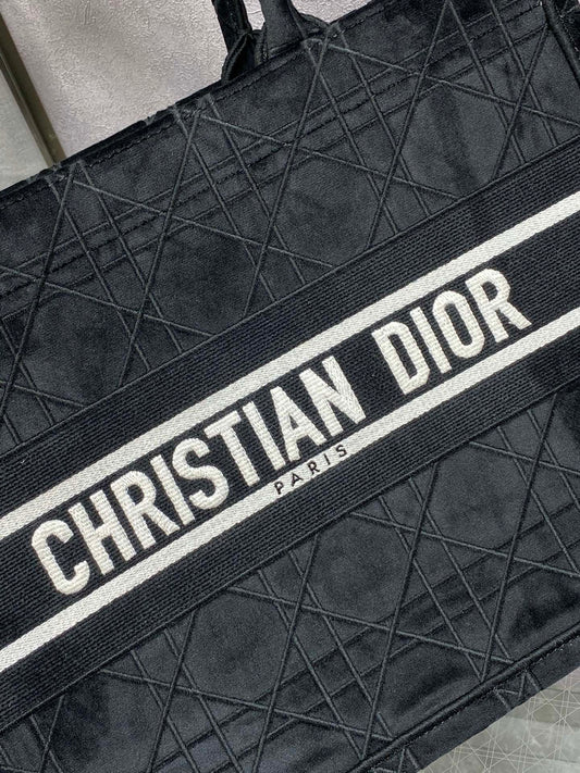 Dior Book Tote-小號36.5cm-秋冬絲絨菱格系列