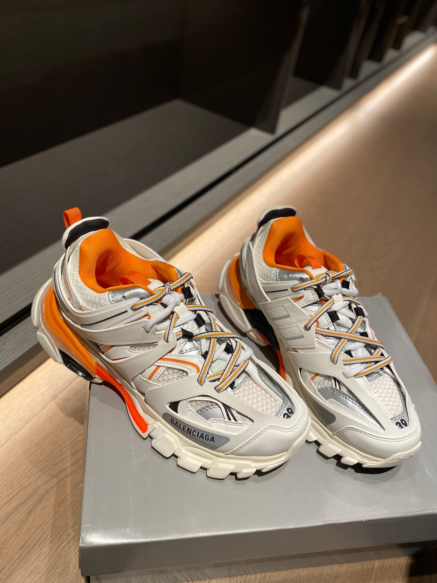 Balenciaga 巴黎世家-老爹鞋