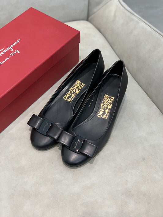 Salvatore Ferragamo鞋-菲拉格慕 VARA蝴蝶結 粗低跟鞋