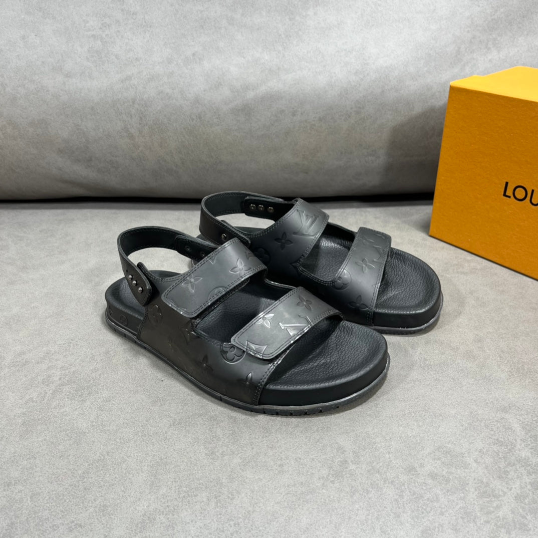 Lou-壓紋涼鞋 黑色