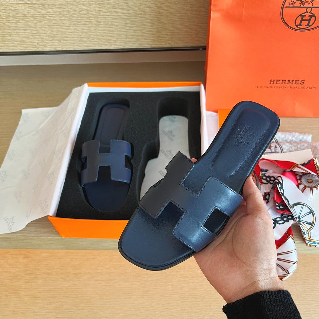 小愛款-H平底拖鞋 純色皮面 全包中底