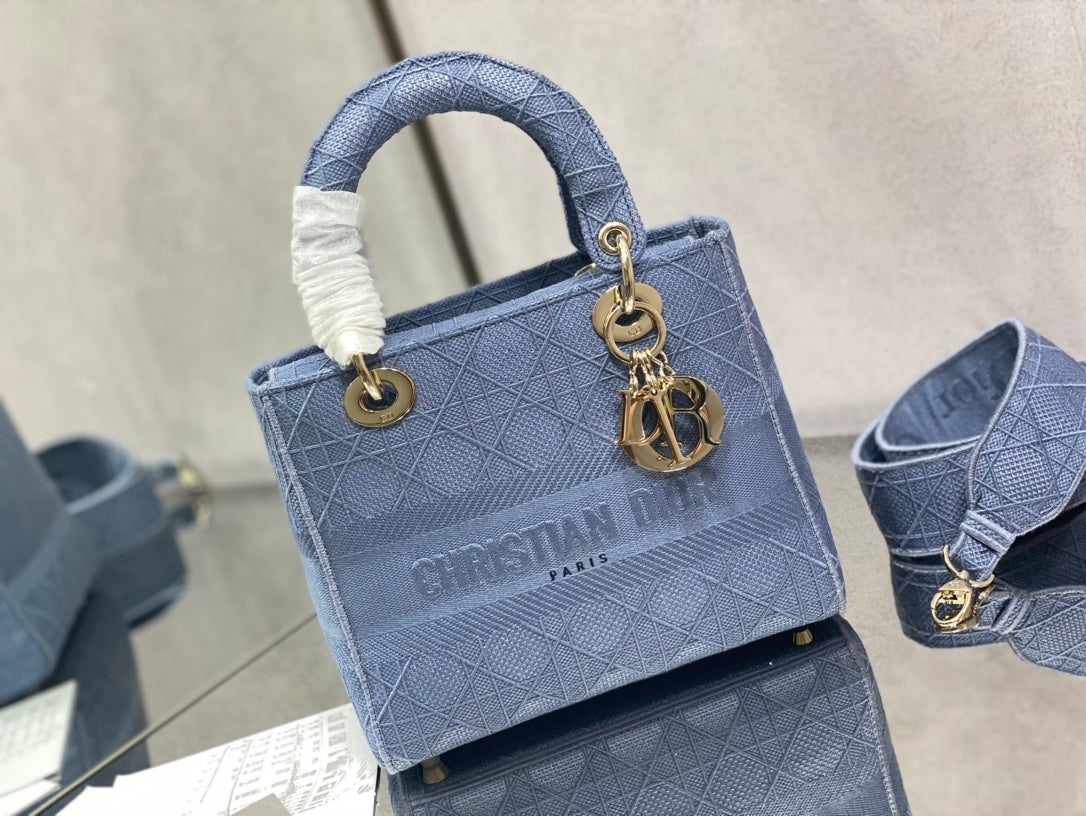 Dior Lady D-Lite黛妃包-刺繡丹寧藍