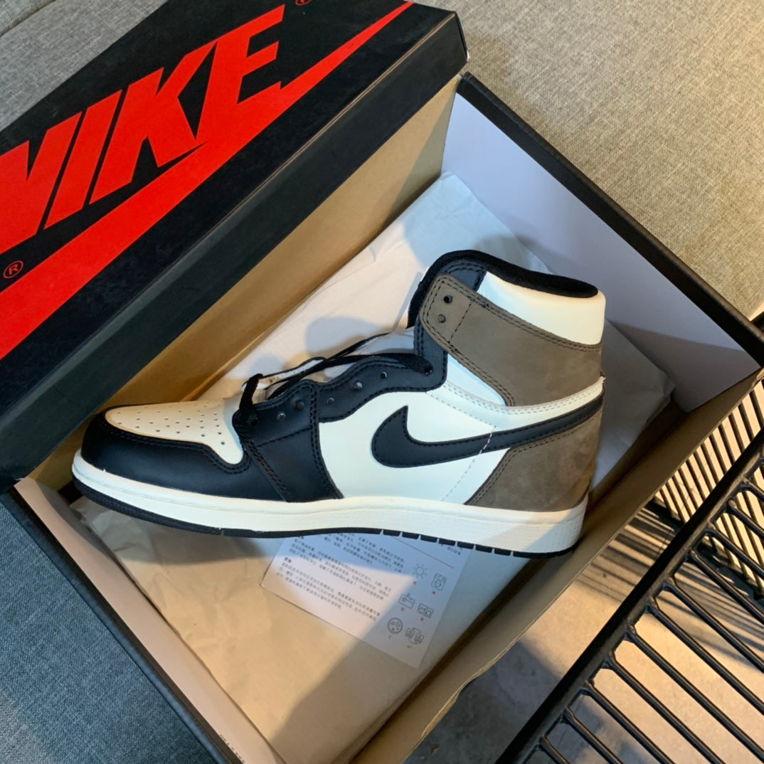 N1K- Air Jordan AJ1 高筒板鞋 黑咖色