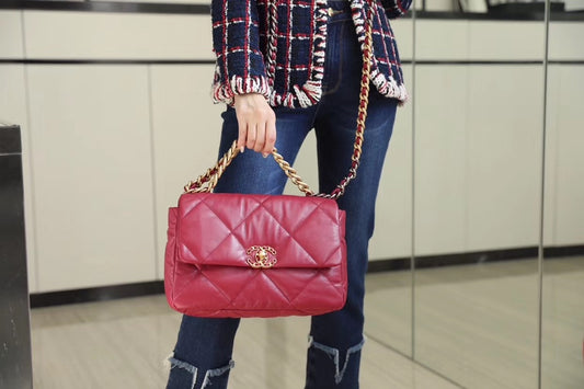 Chanel 19Bag-中號寶石紅