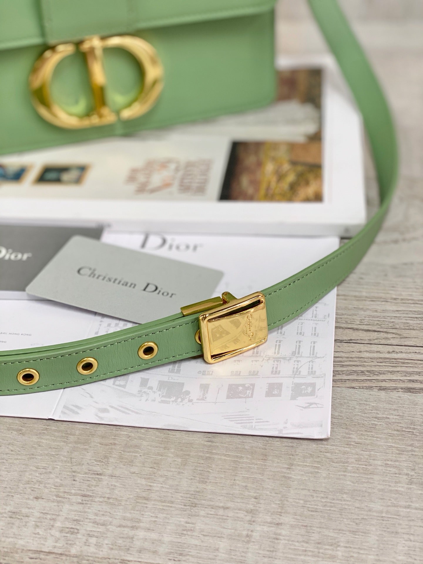 Dior 蒙田 30 Montaigne系列-24cm-牛皮平紋-牛油果綠金扣