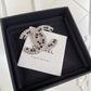 Chanel 胸針