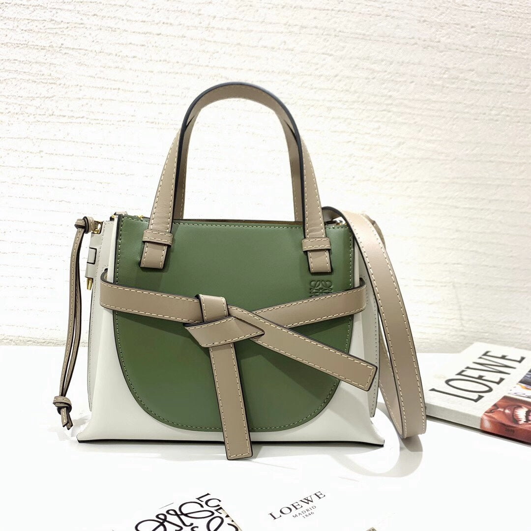 羅L威-Gate Top Handle mini bag 25*18*9cm