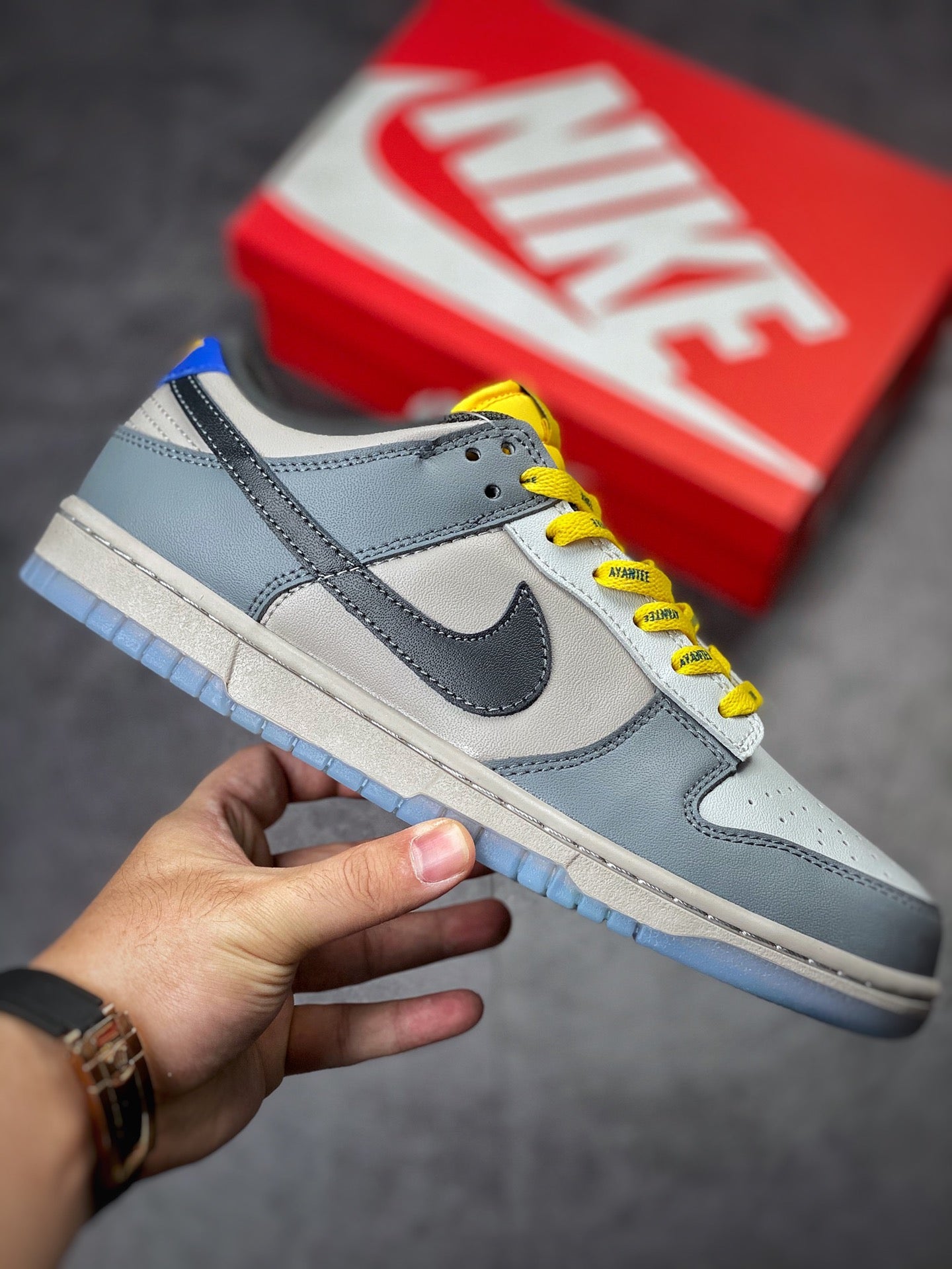 N1KE-SB Dunk Low 男女同款 灰藍黃色