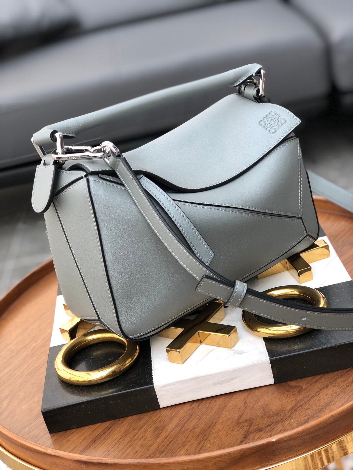 羅L威-2020春季新品 Puzzle bag 小牛皮 小號