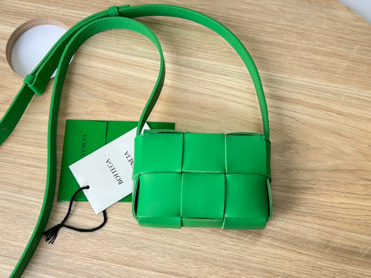 B編織-羊皮方格 Mini cassette Bag 迷你編織包 12x8x4cm