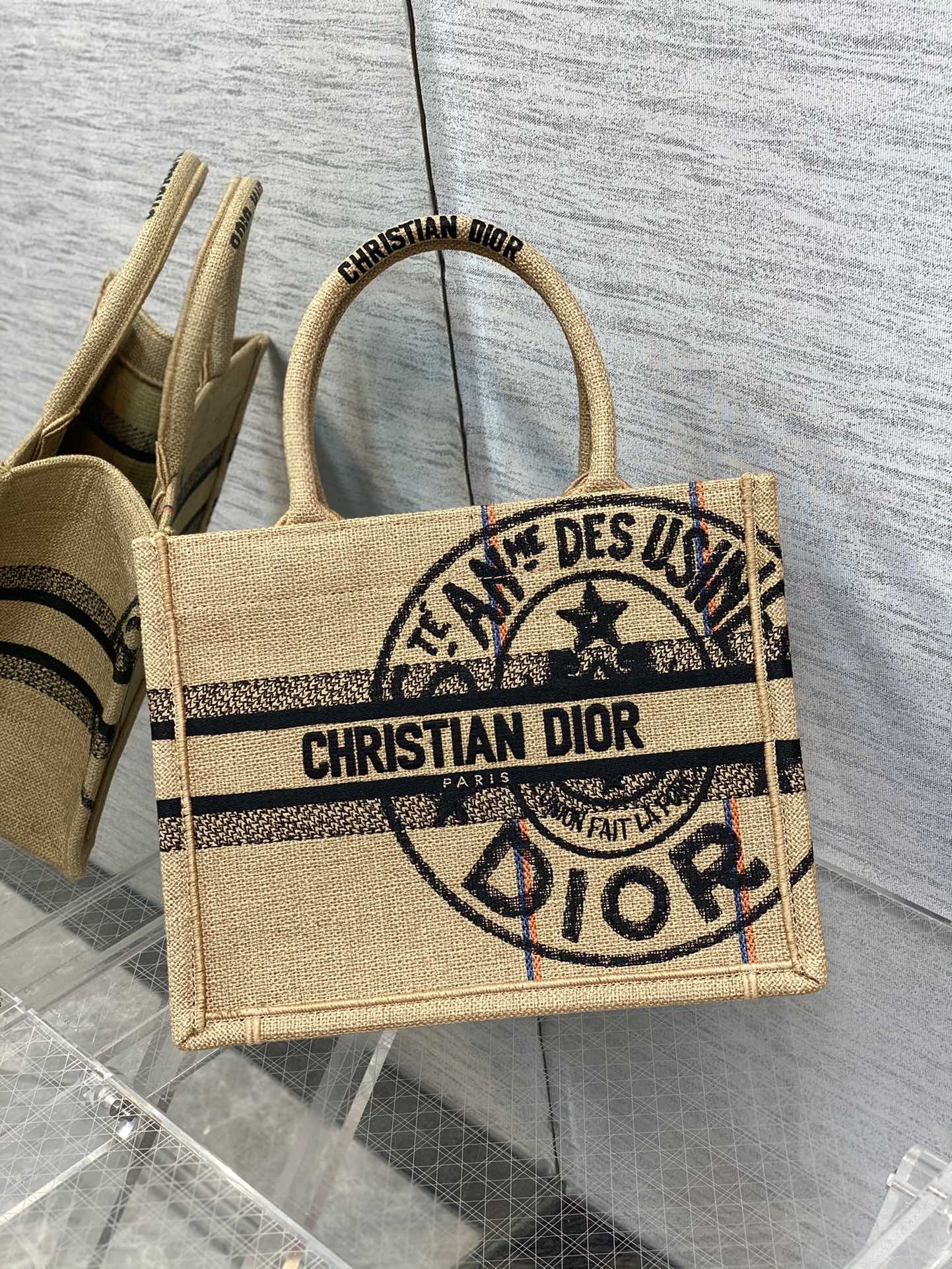 Dior Book Tote-新款小號 26.5cm-家族徽章系列