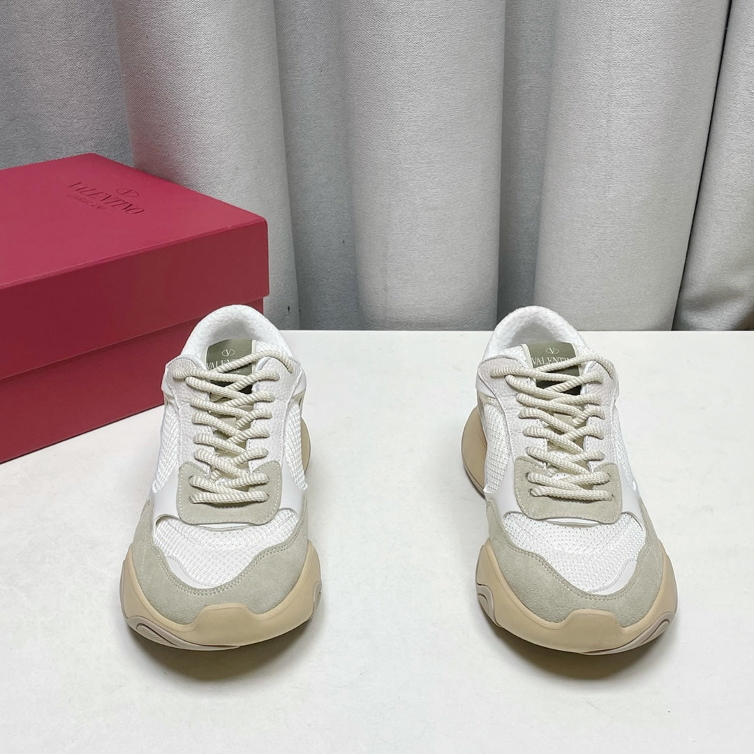 Val-Bubbleback 麂皮運動鞋 白色