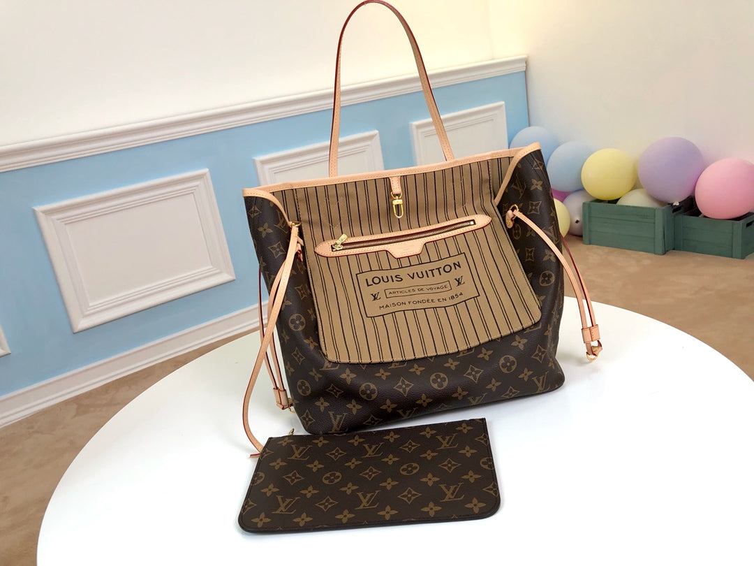 M40995 路L家-Neverfull 經典手袋