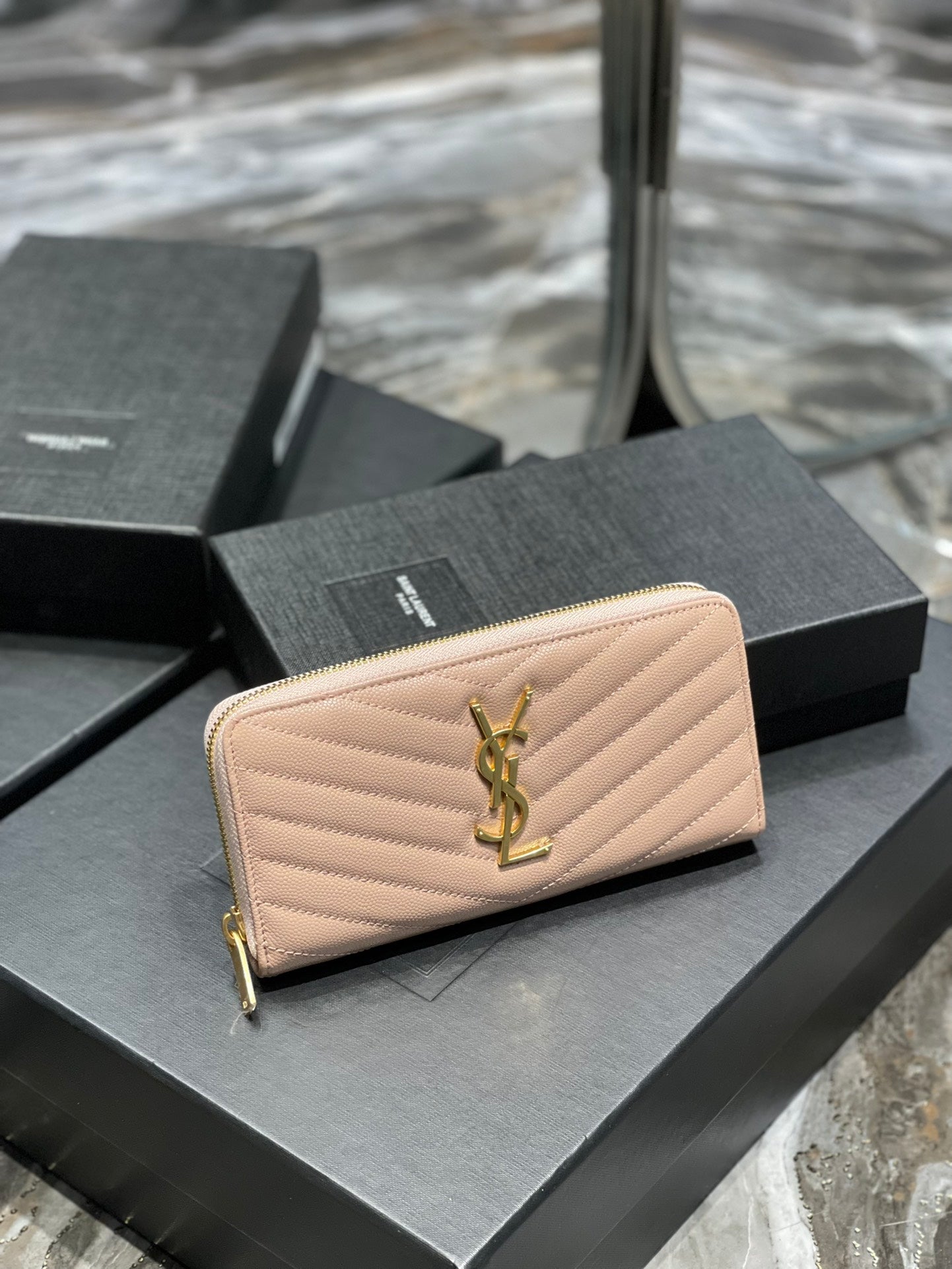 YSL 拉鍊長夾 粉色金扣