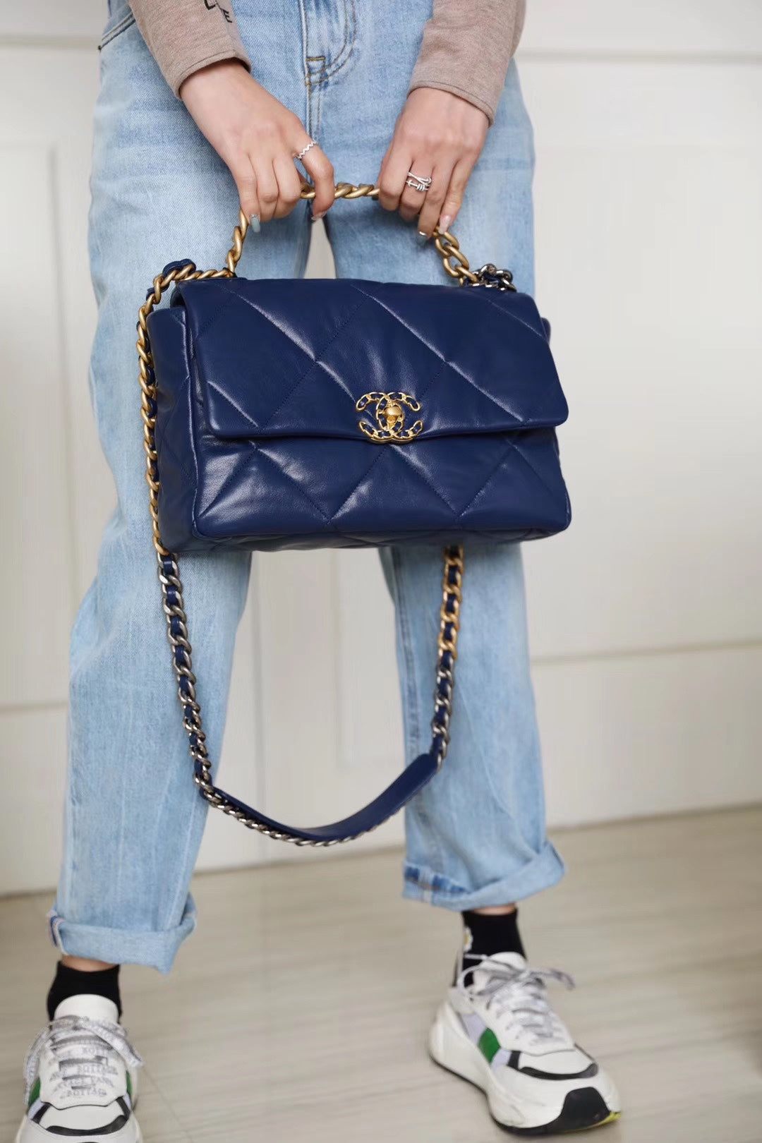 Chanel 19Bag-中號深藍