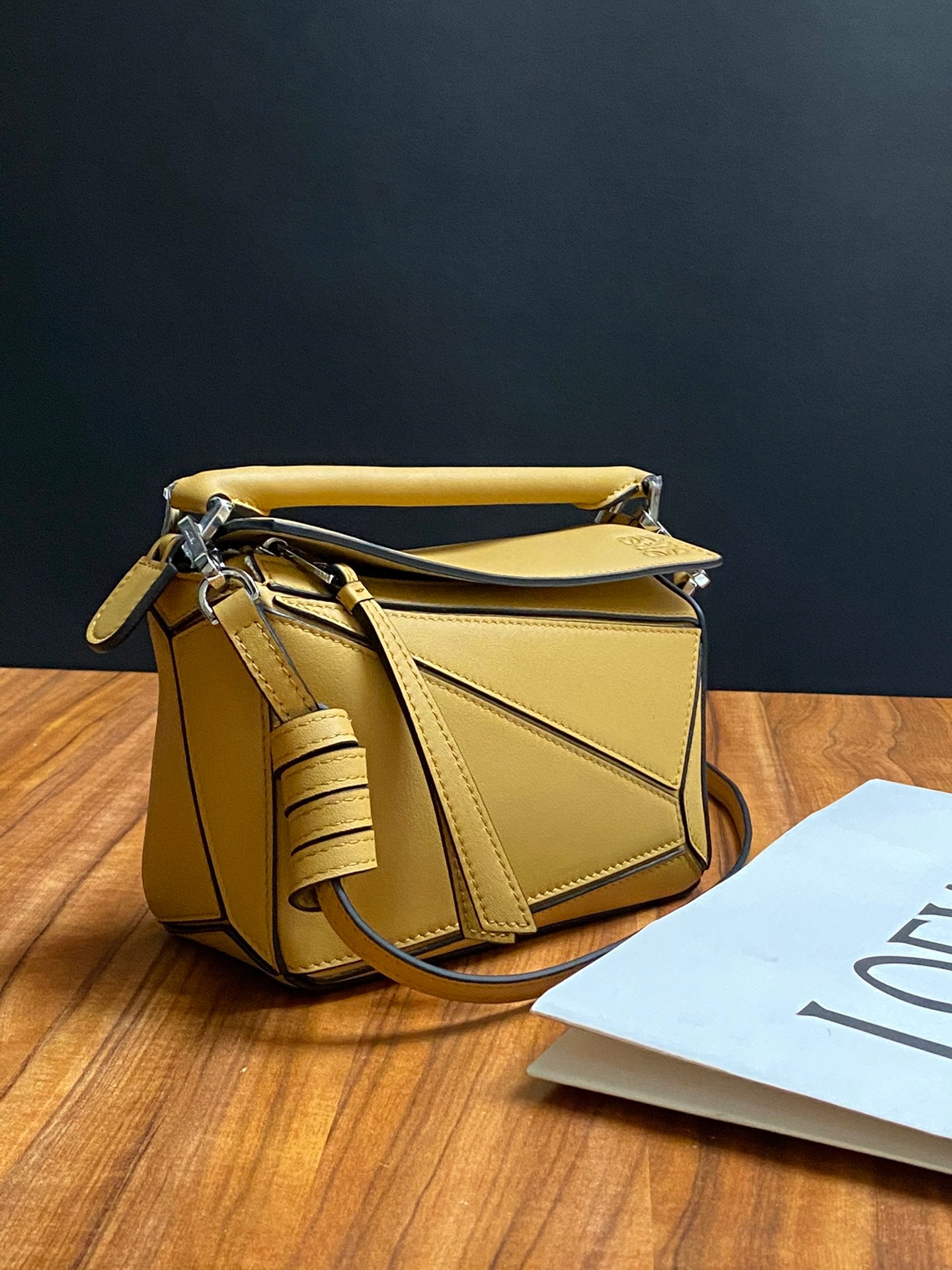 羅L威-Puzzle bag mini 小牛皮