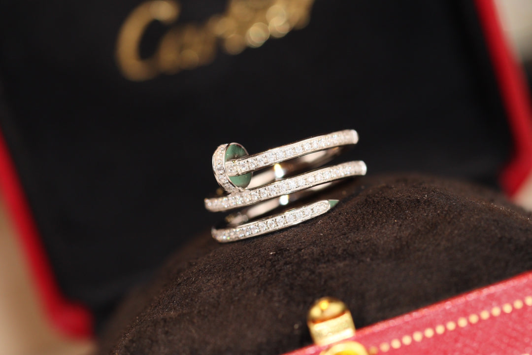 Cartier 三圈釘子戒指-白金-滿鑽