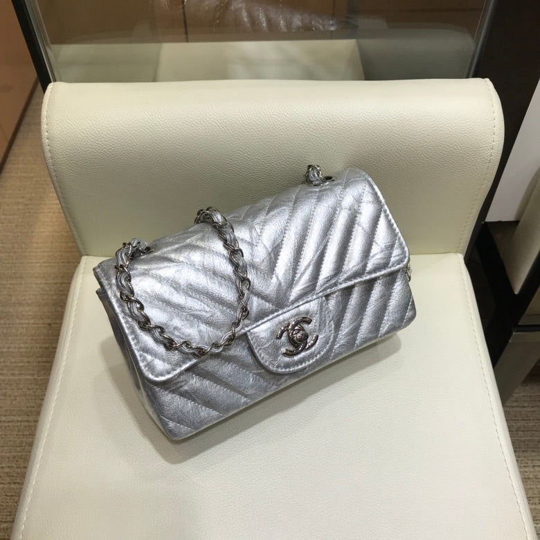 小香家-2018春夏 褶皺紋金屬皮 牛皮 CF包 20cm