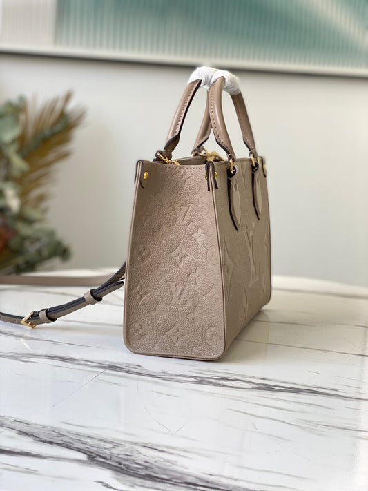 LV M45660 杏色 Onthego PM