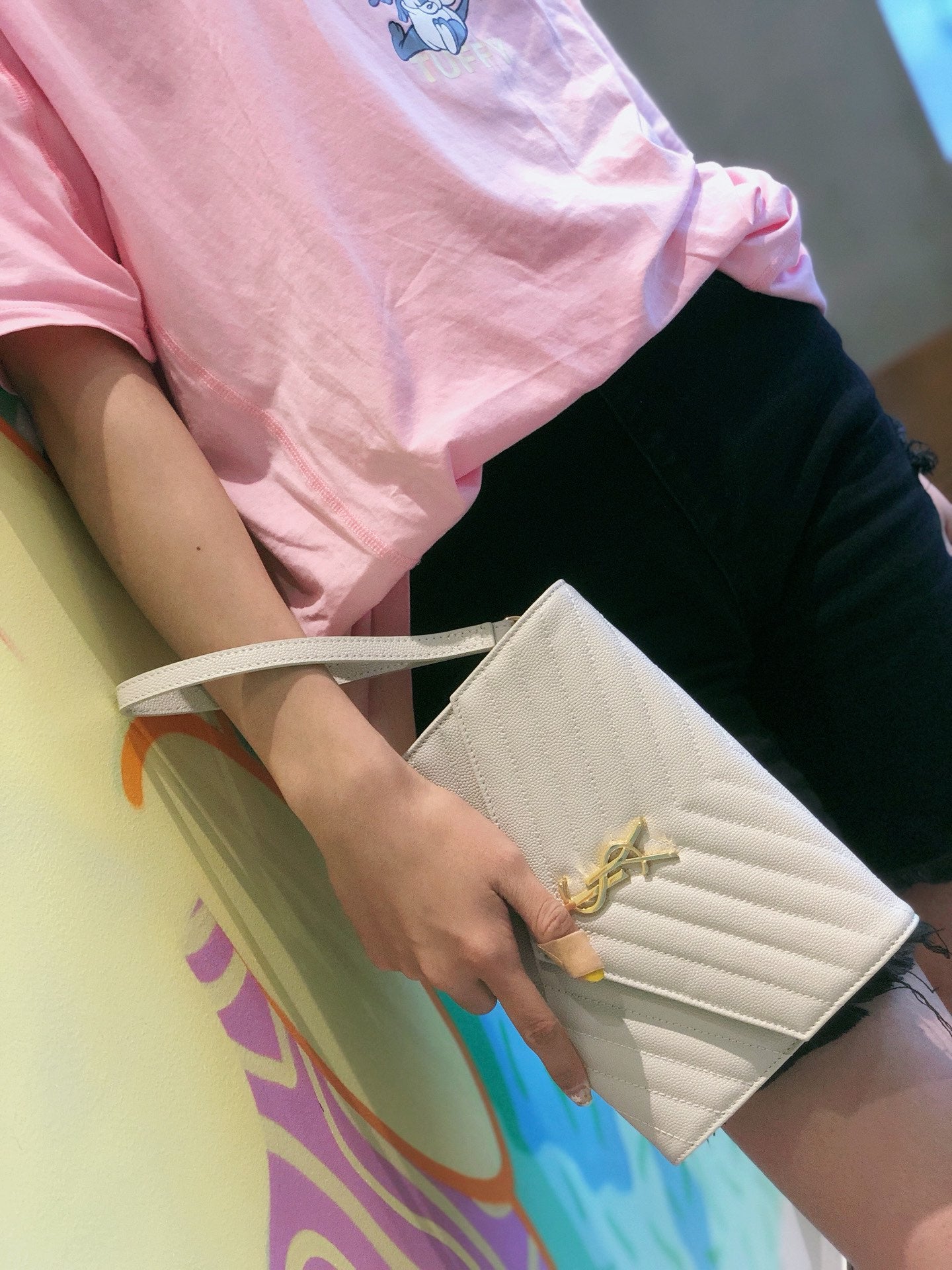 YSL_魚子醬手拿包-白色金扣