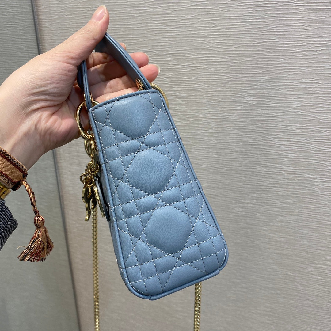 Dior-Mini Lady Dior手袋-三格黛妃-17cm-天藍珐瑯扣
