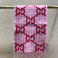 Gucci 新款大LOGO圍巾