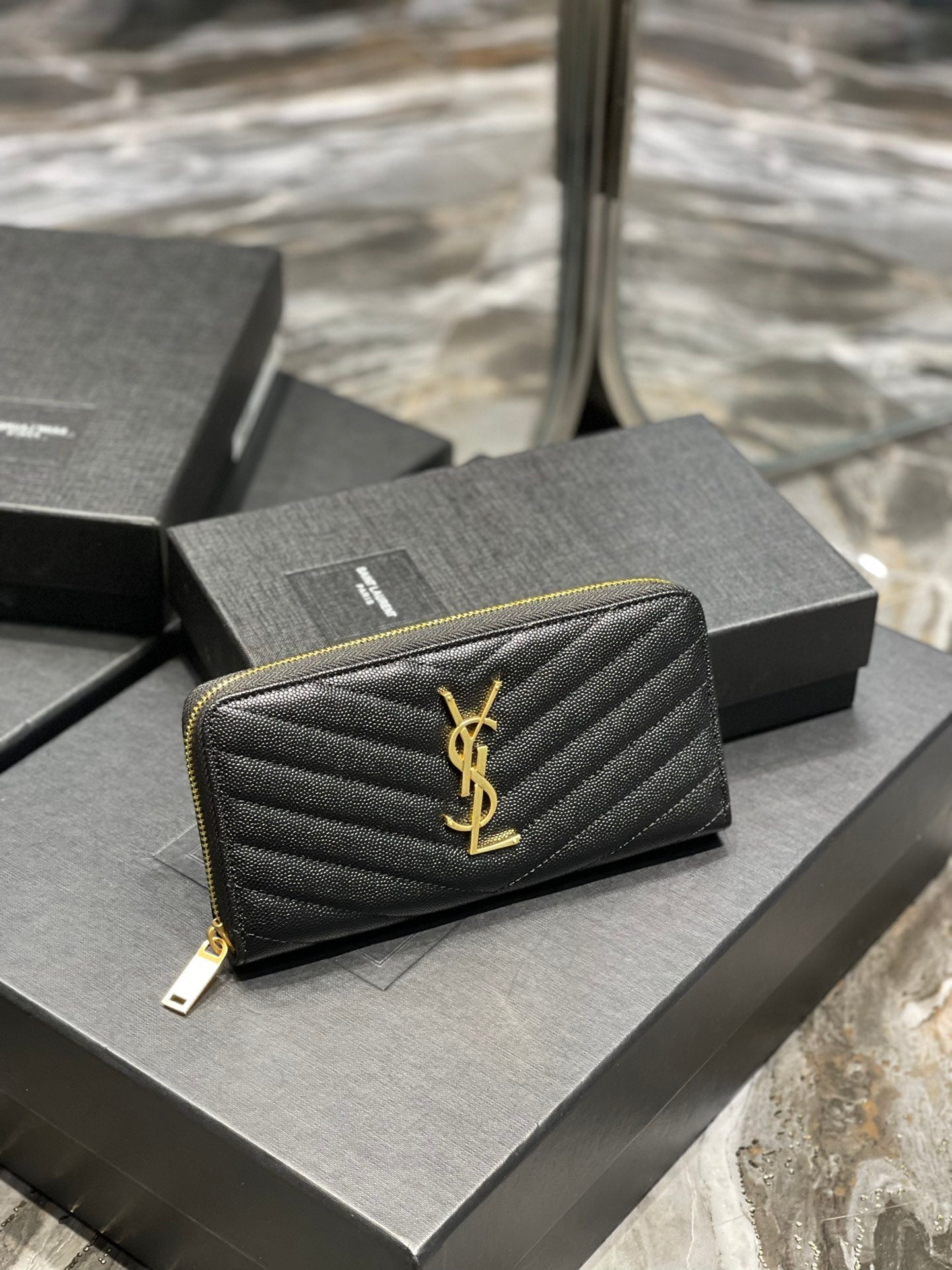 YSL 拉鍊長夾 黑色金扣