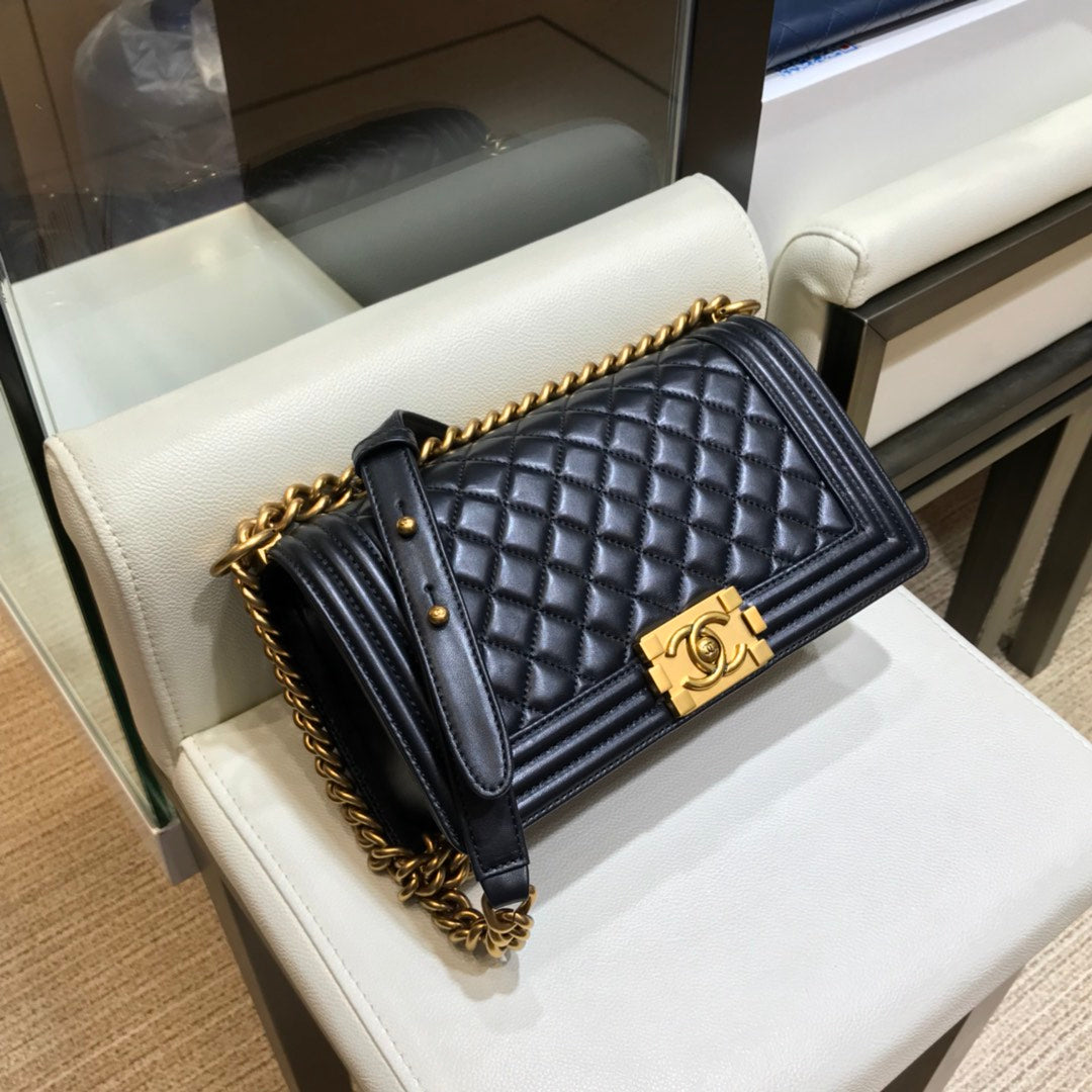 小香家-Boy 25cm 黑羊金