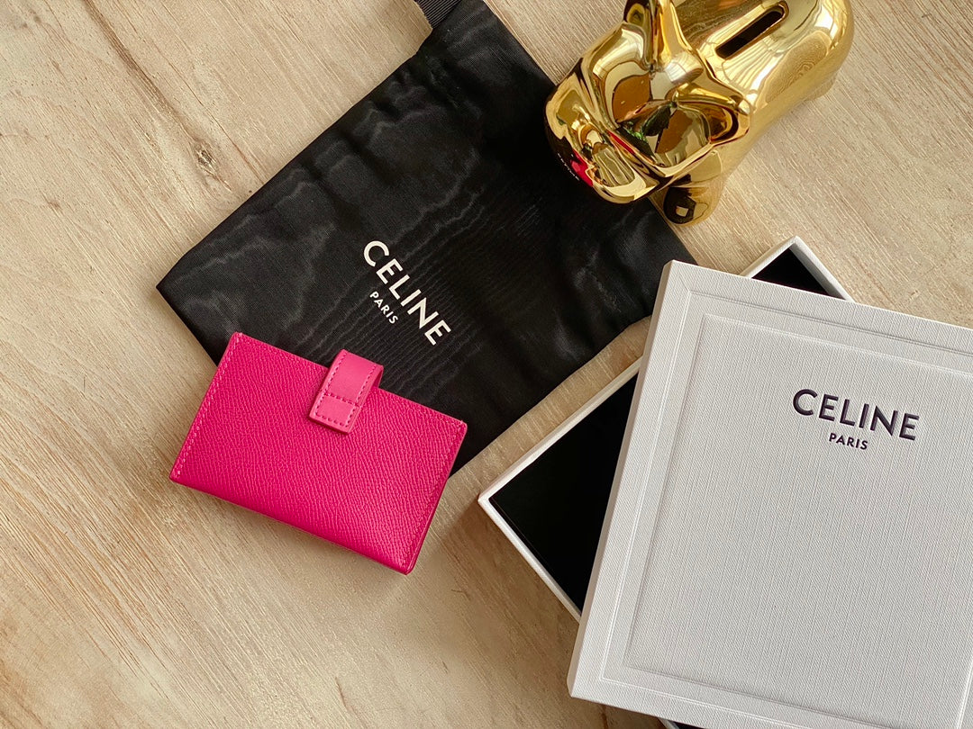 Celine 粒面牛皮風琴卡包