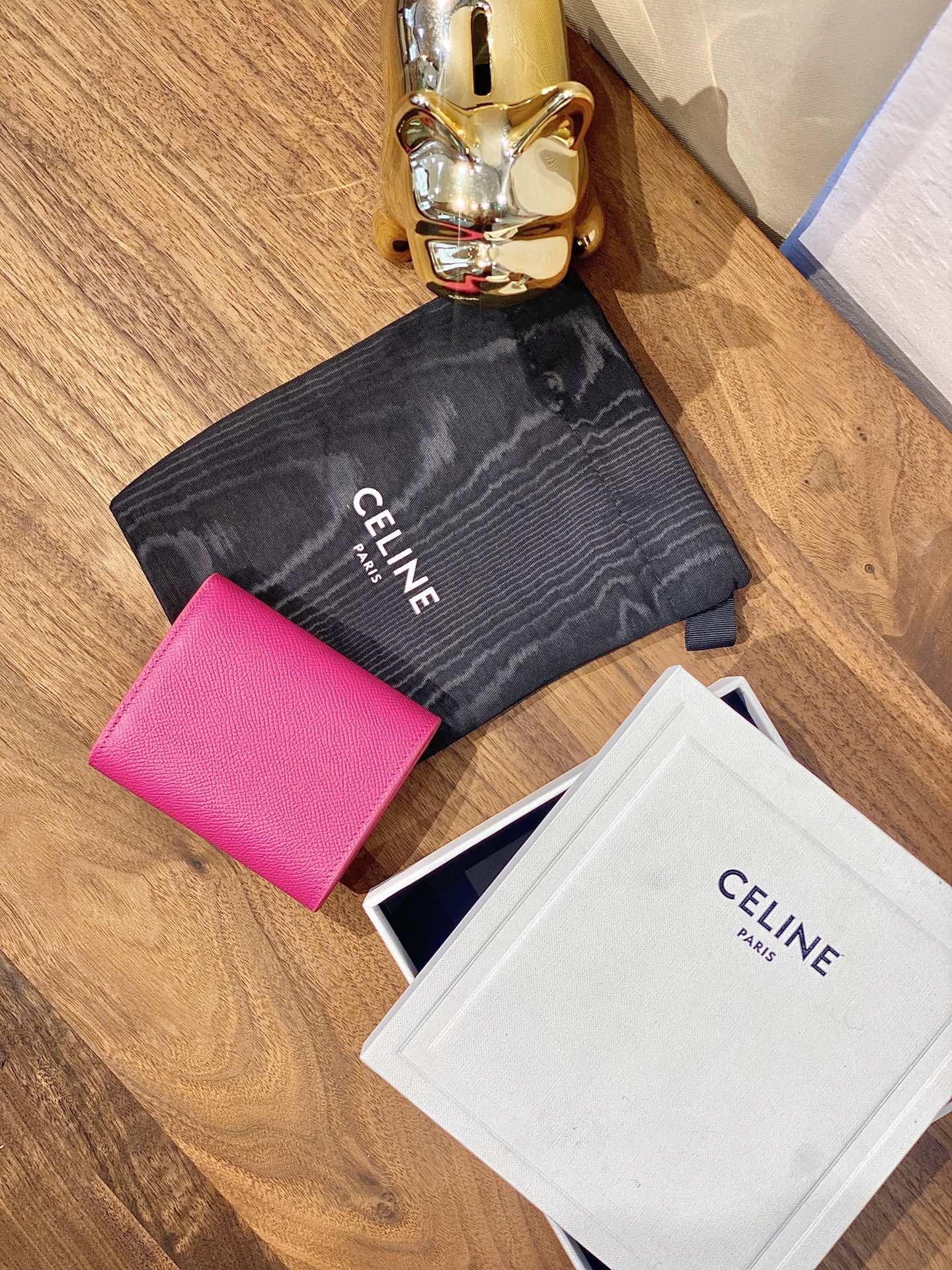 Celine STRAP 小號粒面三折短夾
