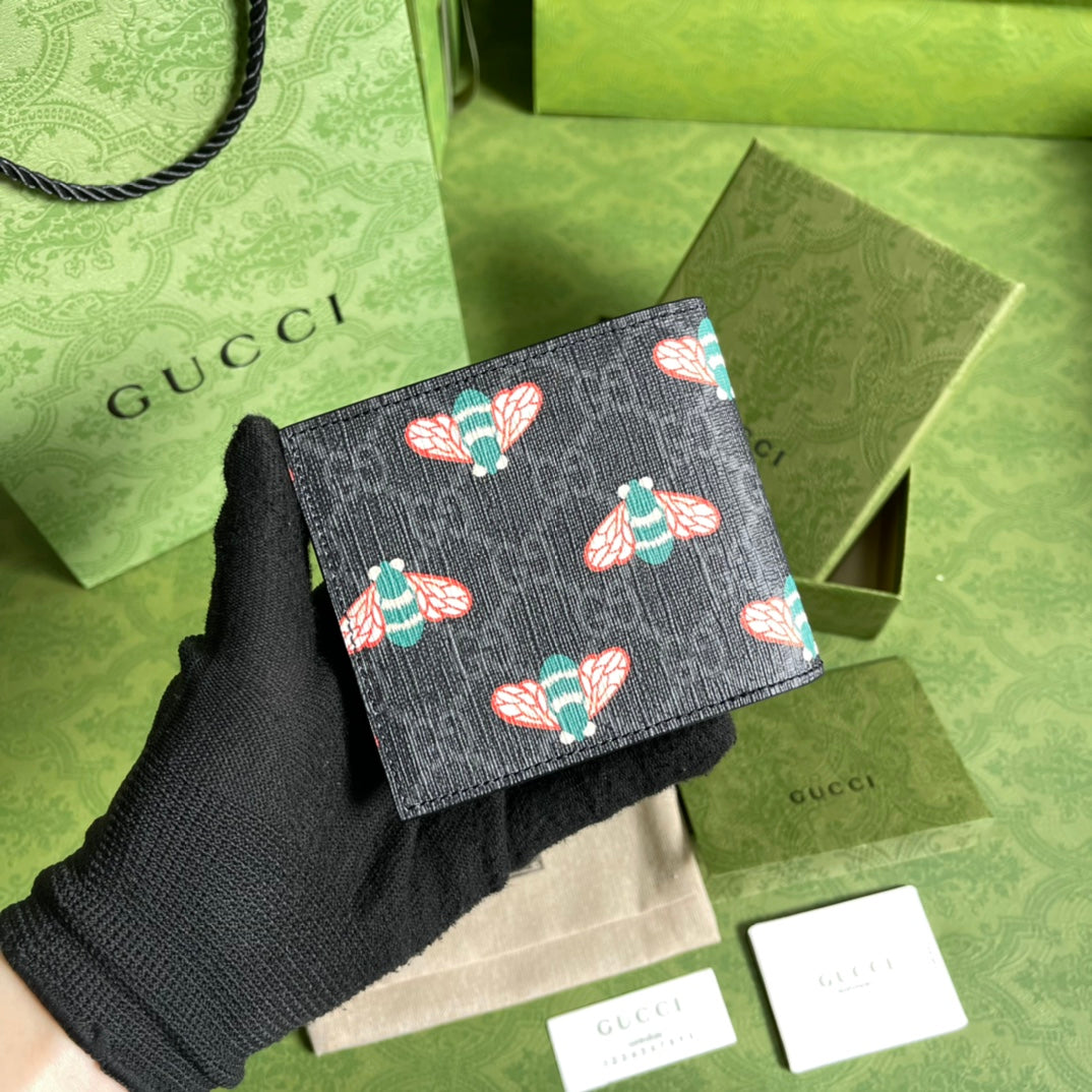 Gucci 最新款蜜蜂短夾
